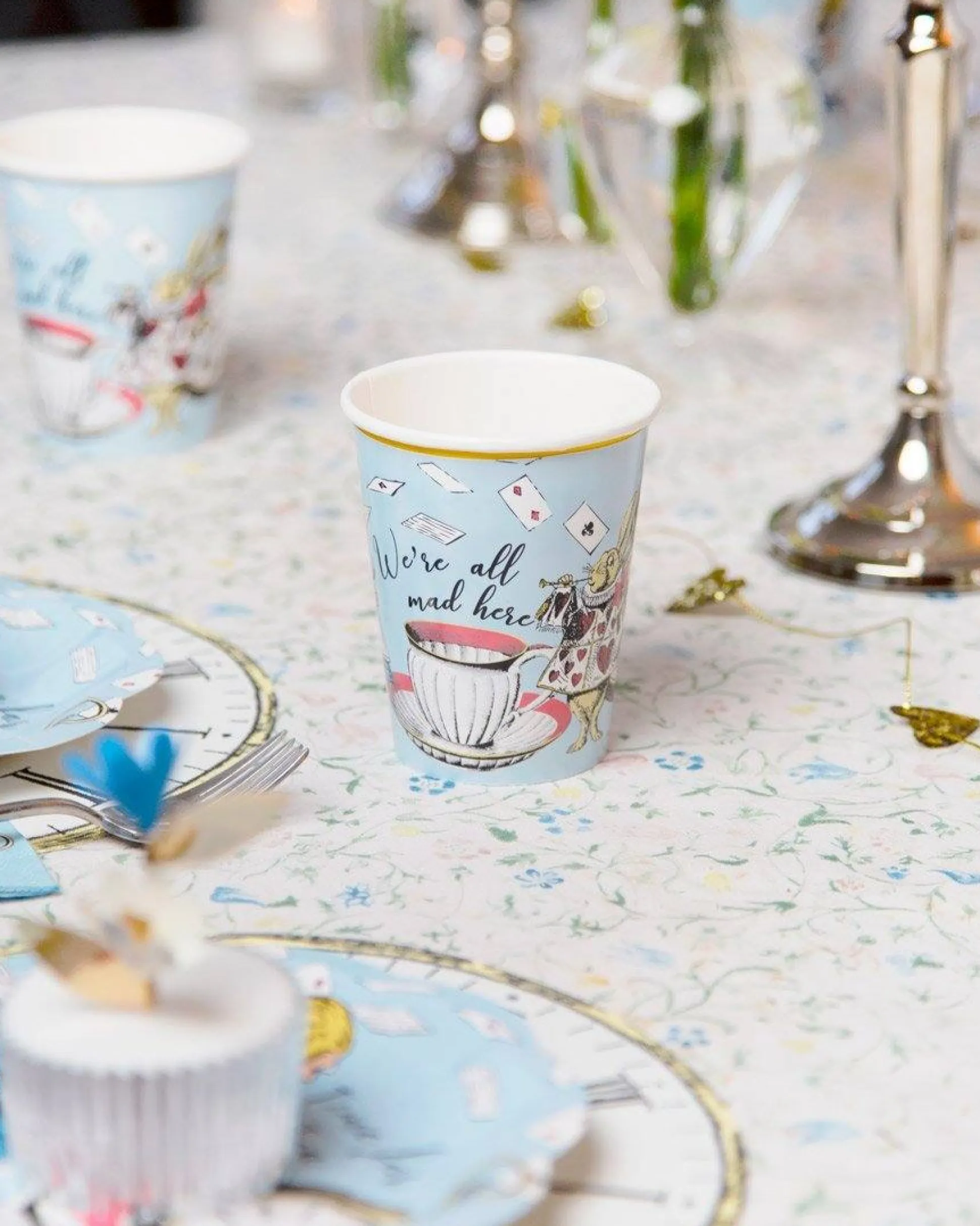 Alice in Wonderland Paper Cups 8ct