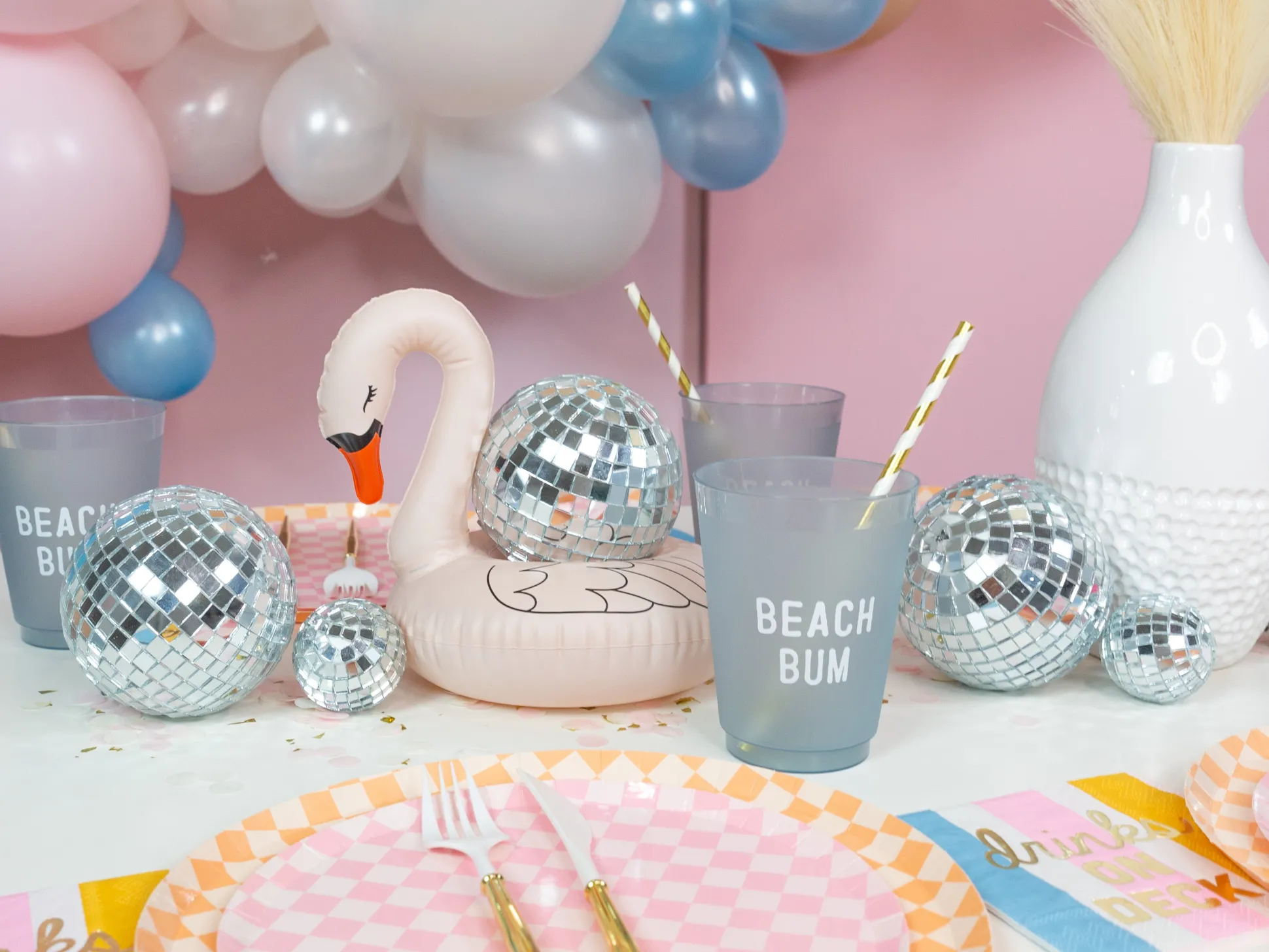 Beach Bum Blue Frosted Plastic Cups 8ct