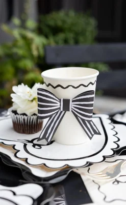 Black & Cream Bow Party Cups 8ct