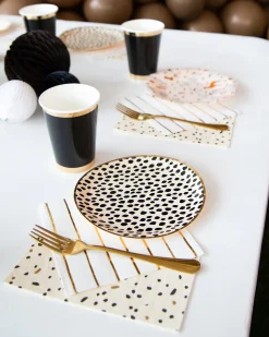 Black & Cream Dot Guest Towels 16ct