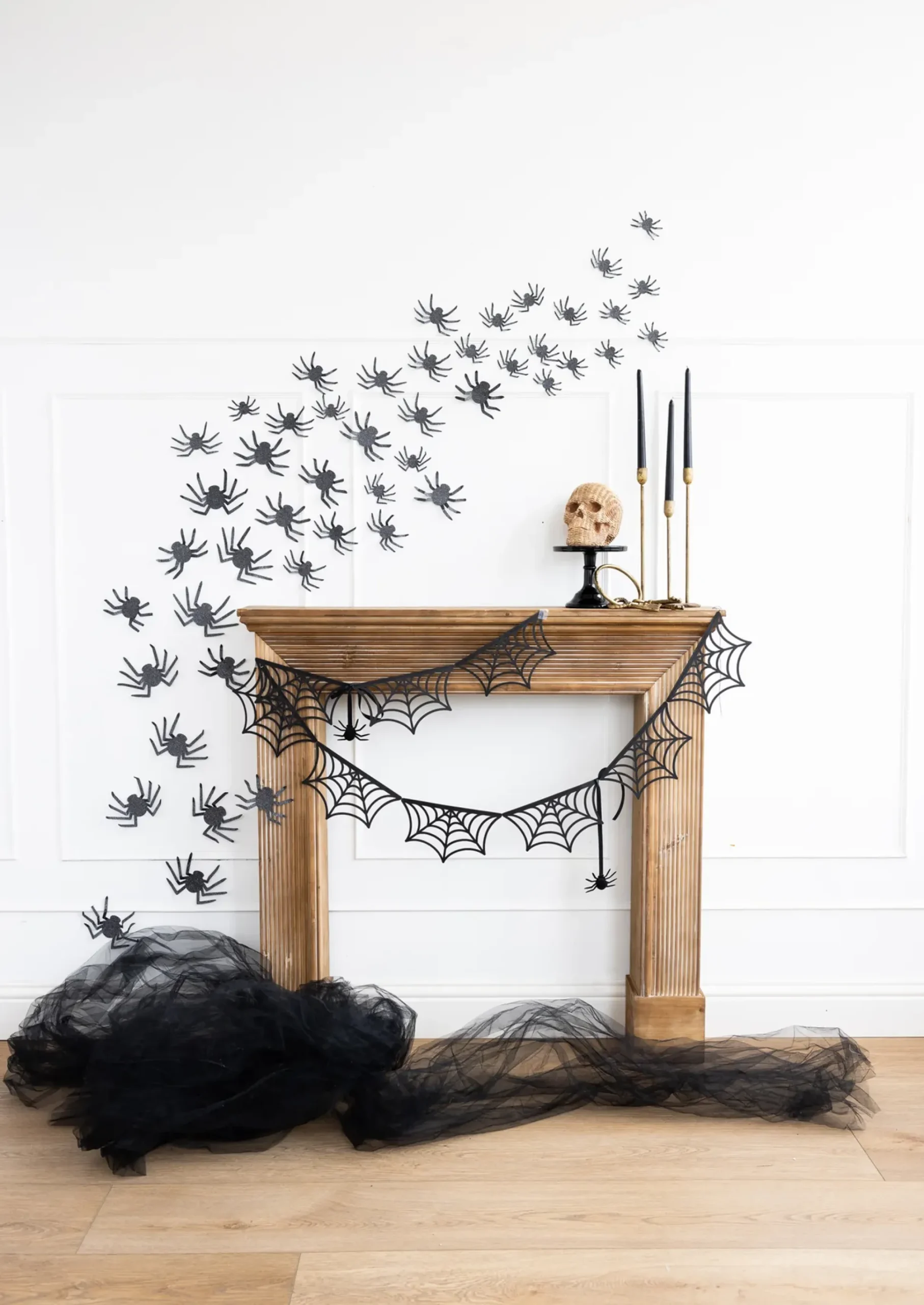 Black Glitter Spiders Halloween Wall Decorations 50ct