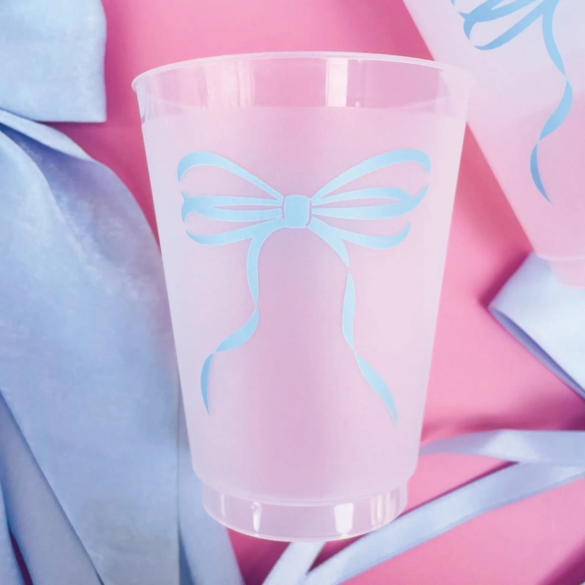 Blue Bow Frosted Plastic Cups 6ct