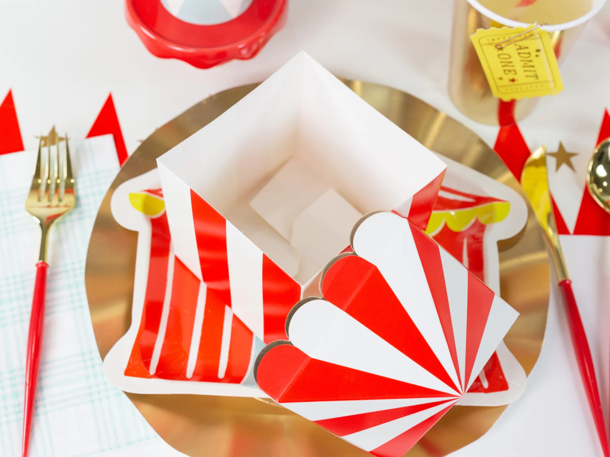 Carnival Tent Treat Boxes 8ct