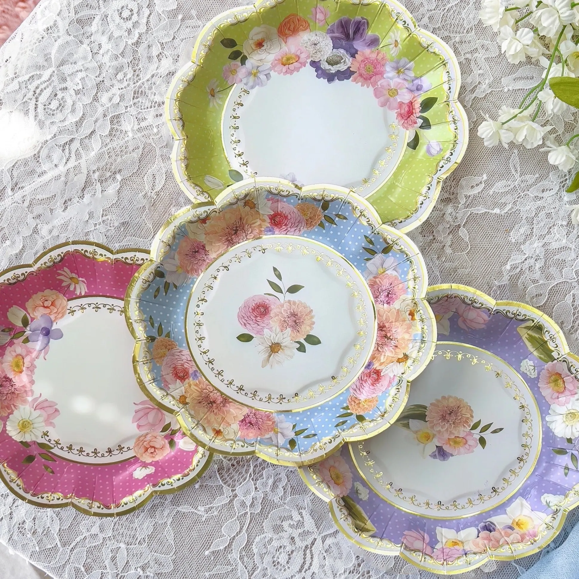 Floral Tea Party Assorted Dessert Plates 16ct