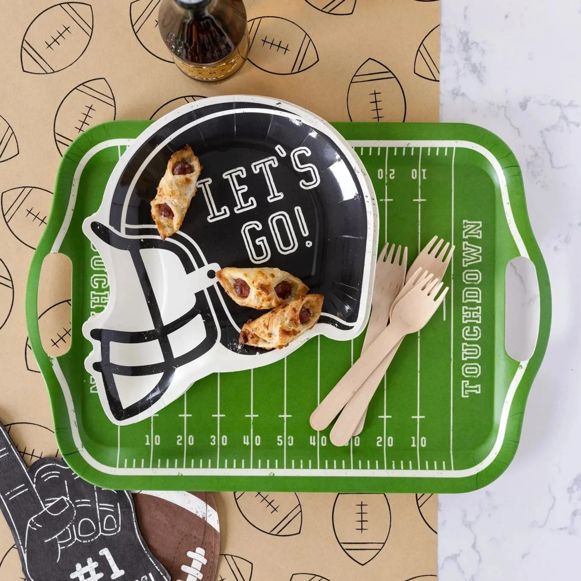 Football Helmet Lunch Plates 8ct