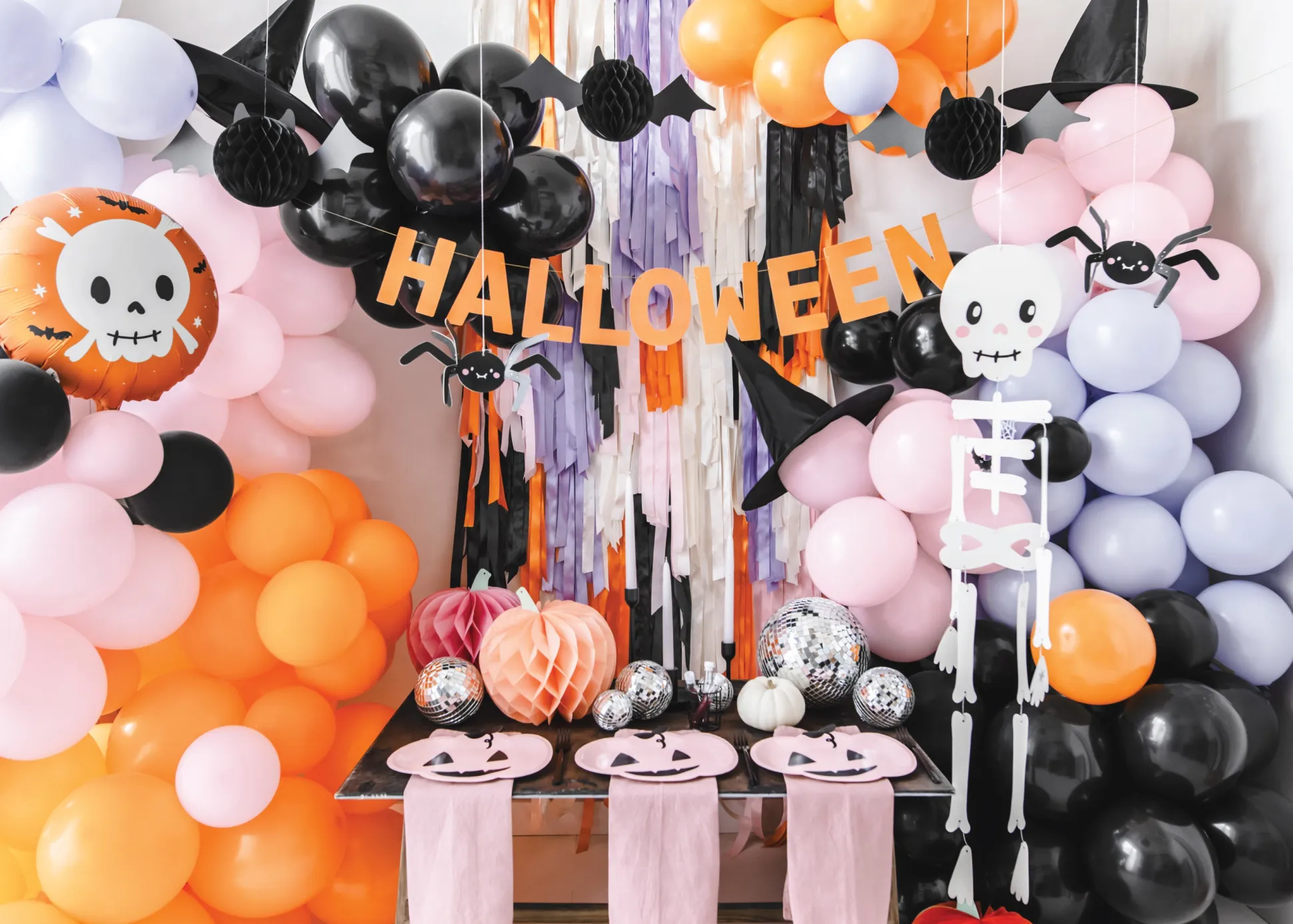 Friendly Halloween Skull Round Foil Balloon 14"