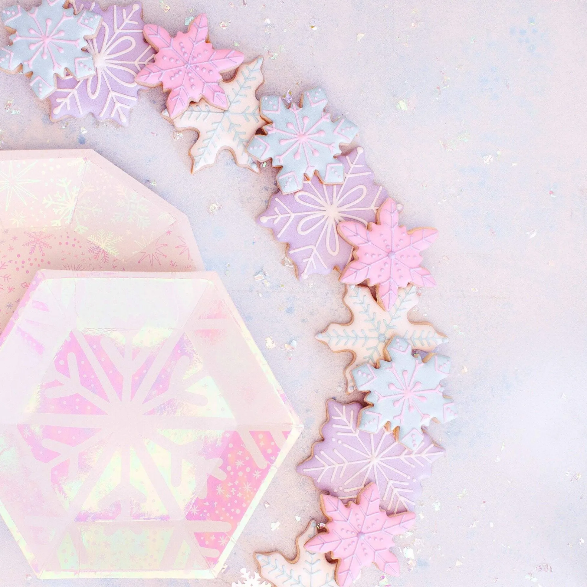 Frosted Iridescent Snowflake Lunch Napkins 16ct