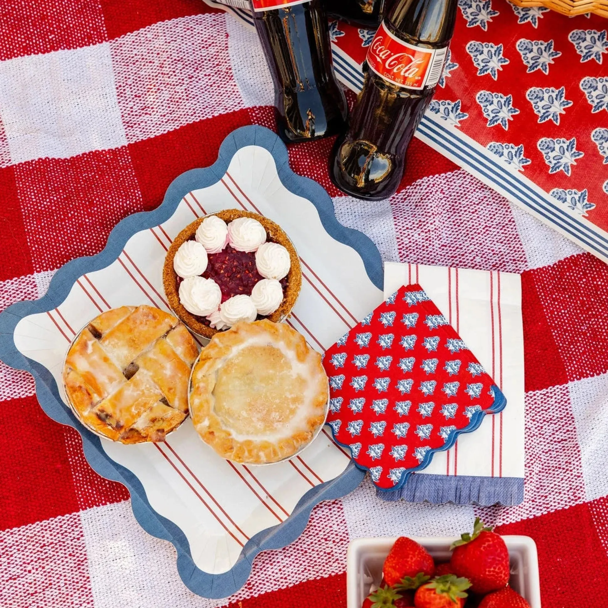 Hamptons Red Floral Dessert Napkins 24ct