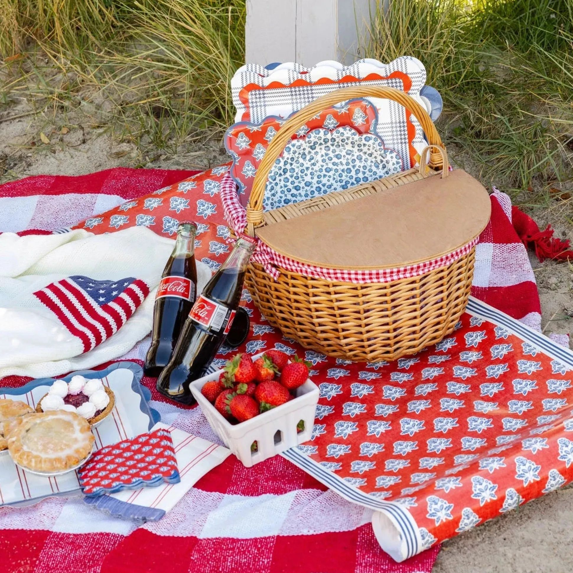 Hamptons Red Floral Paper Table Runner 10ft