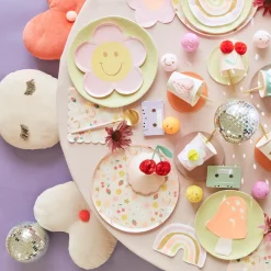 Happy Face Flower Dessert Plates 8ct