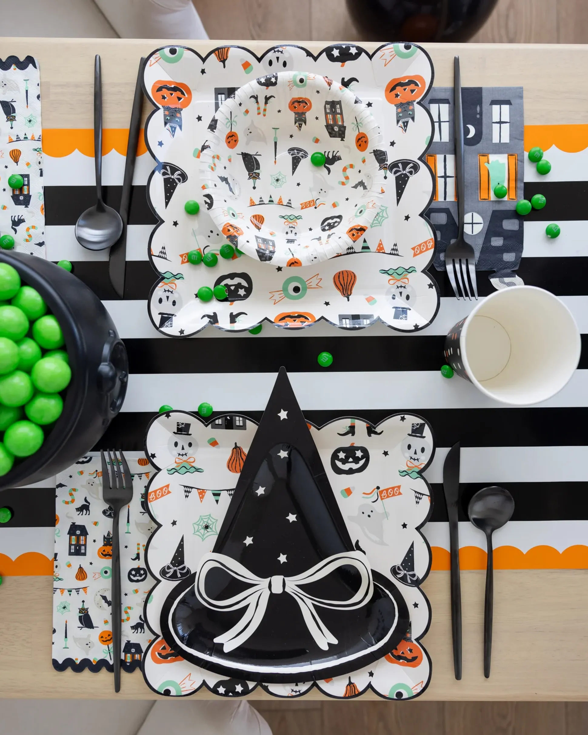 Haunted House Halloween Lunch Napkins 24ct