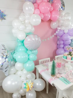 Holographic Snowflake Balloon 22in