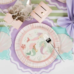 Lavender Scallop Paper Placemats 12ct