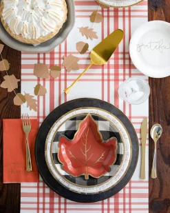 Maple Leaf Shaped Plates 8ct