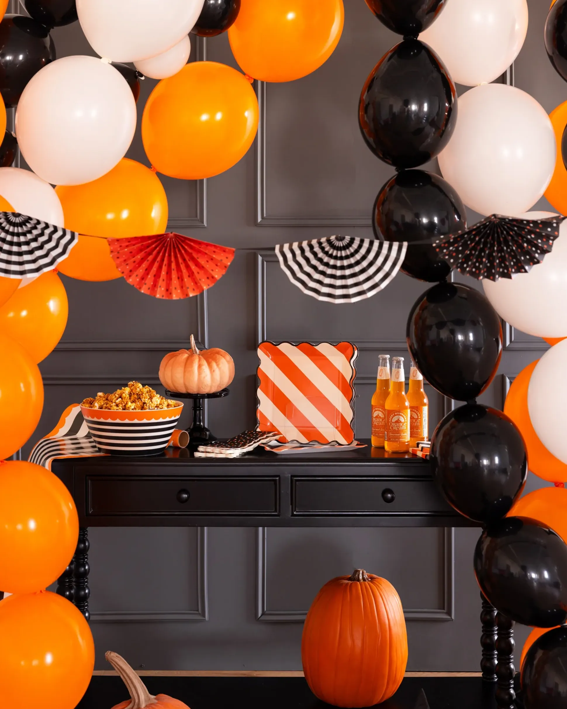 Orange & Black Fan Bunting Banner 7ft