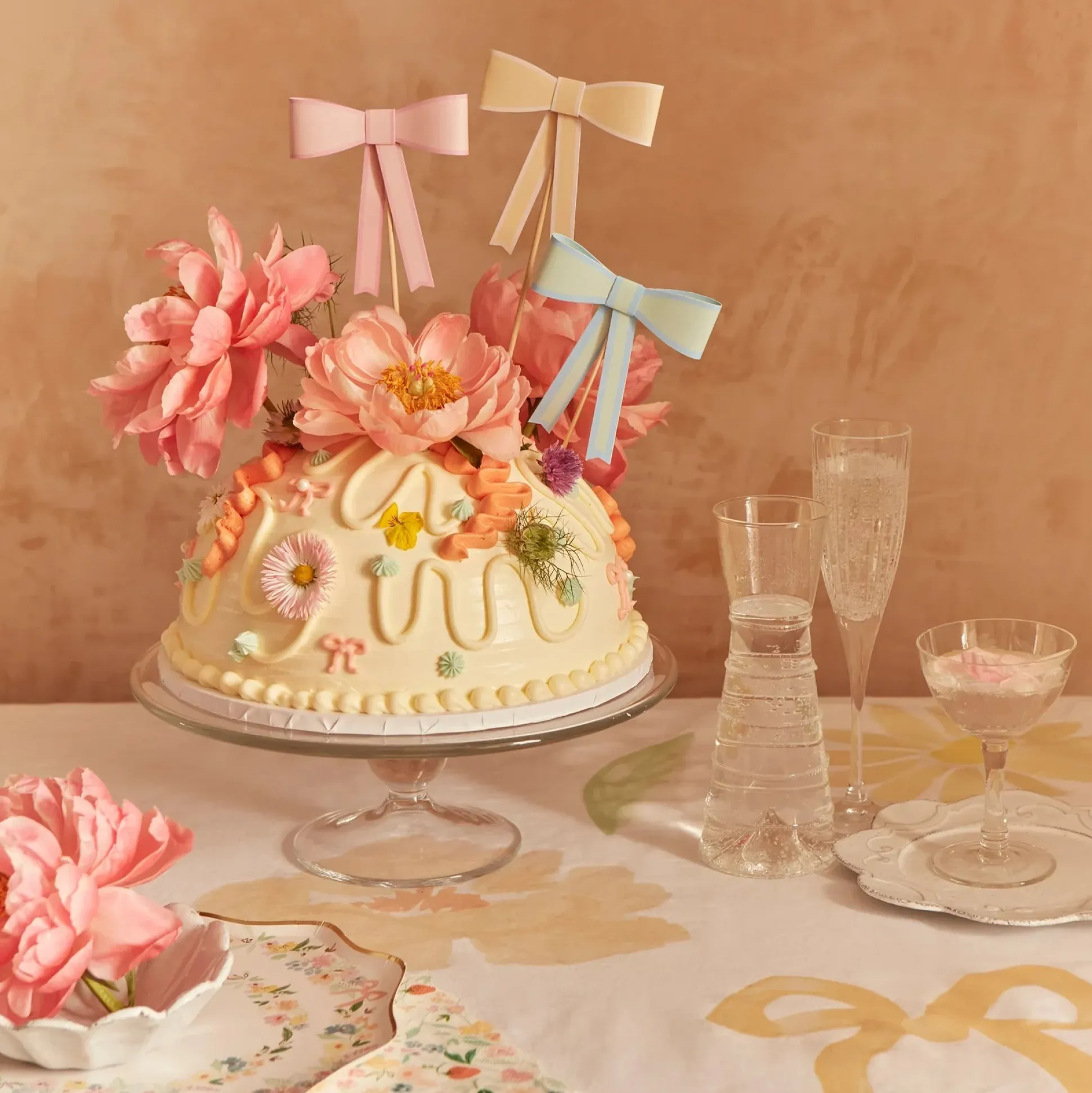 Pastel Bow Cake Toppers 3ct