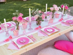 Pink Gingham Scalloped Lunch Plates 8ct