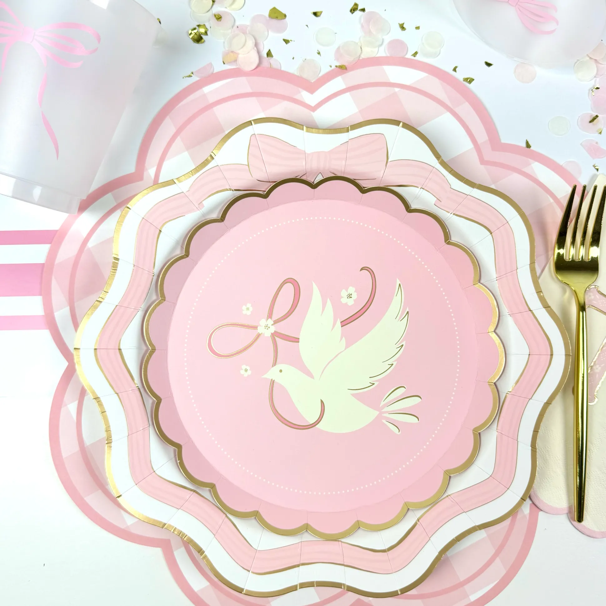 Pink Gingham Scallop Paper Placemats 12ct