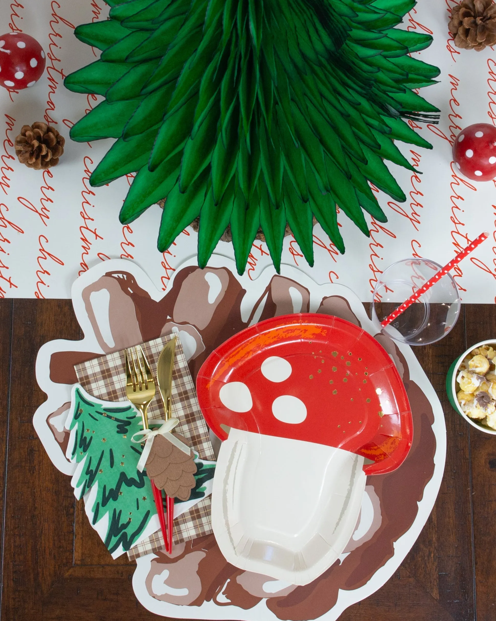 Red Mushroom Lunch Plates 8ct