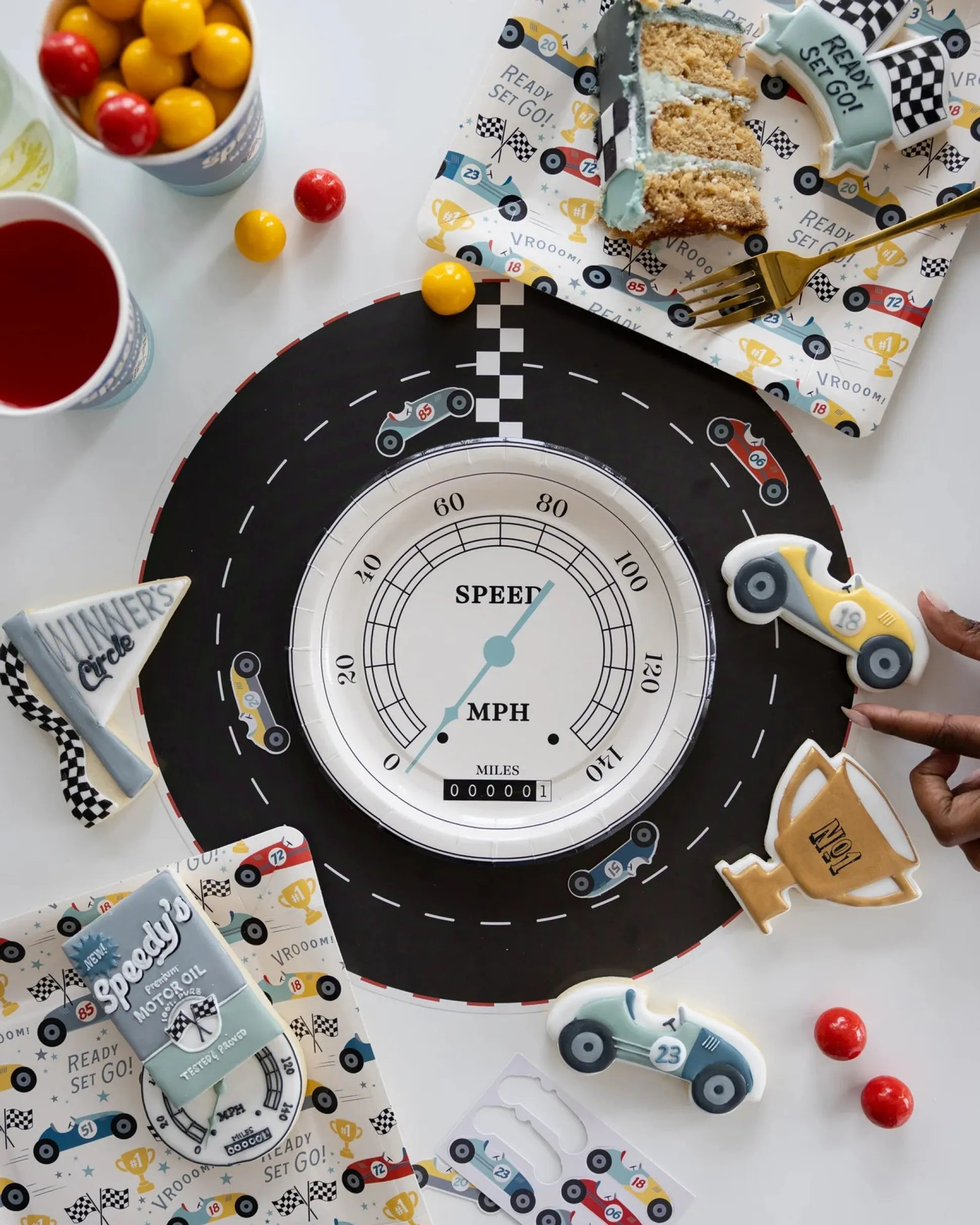 Speedometer Dessert Plates 8ct