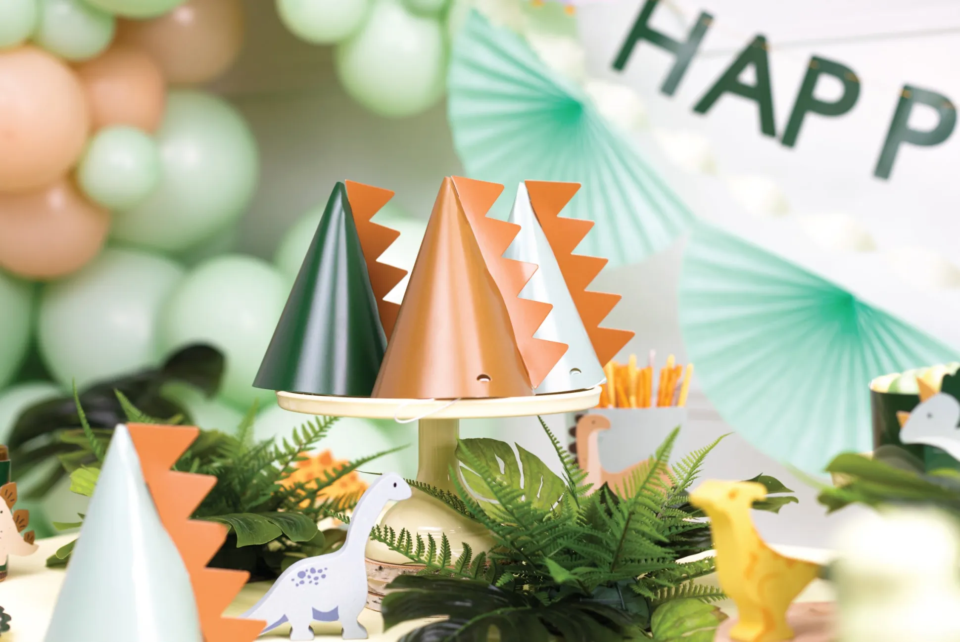 Spiked Dinosaur Party Hats 6ct