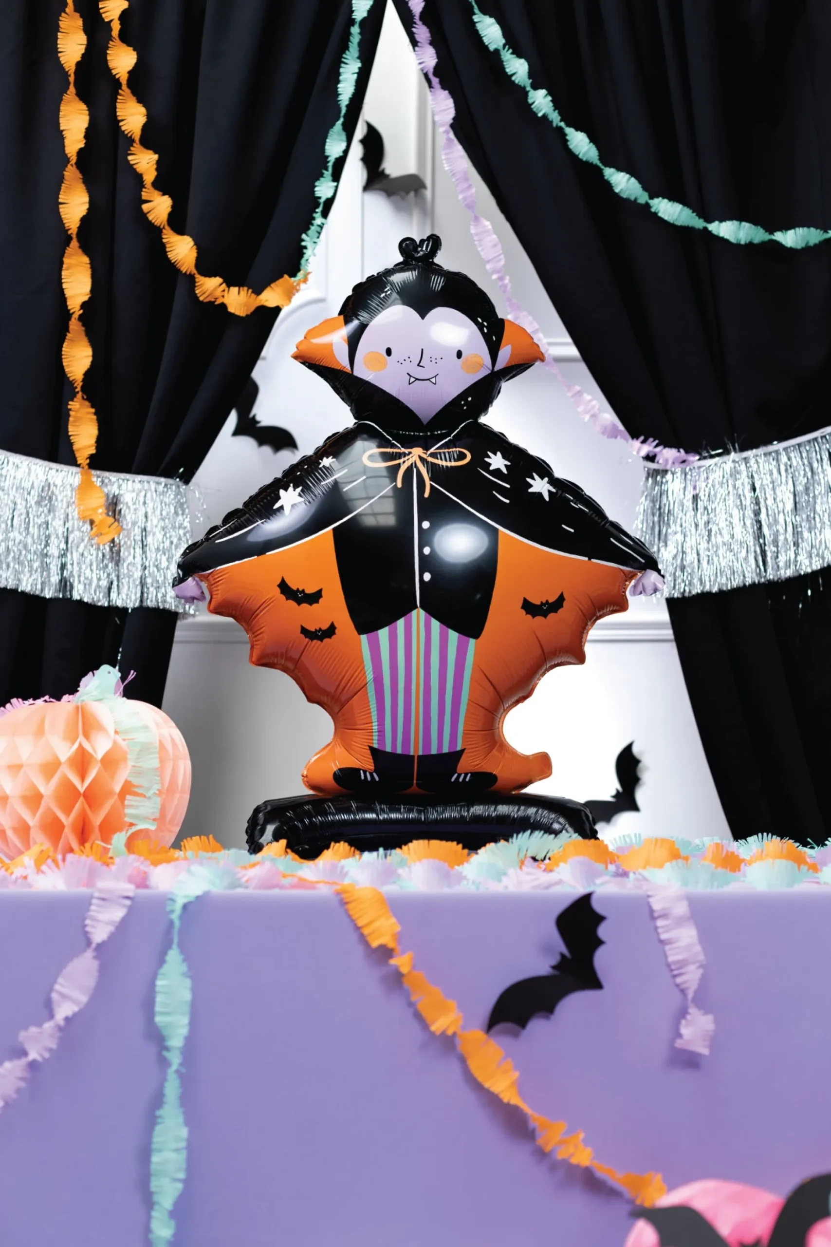 Standing Dracula Vampire Balloon 32"