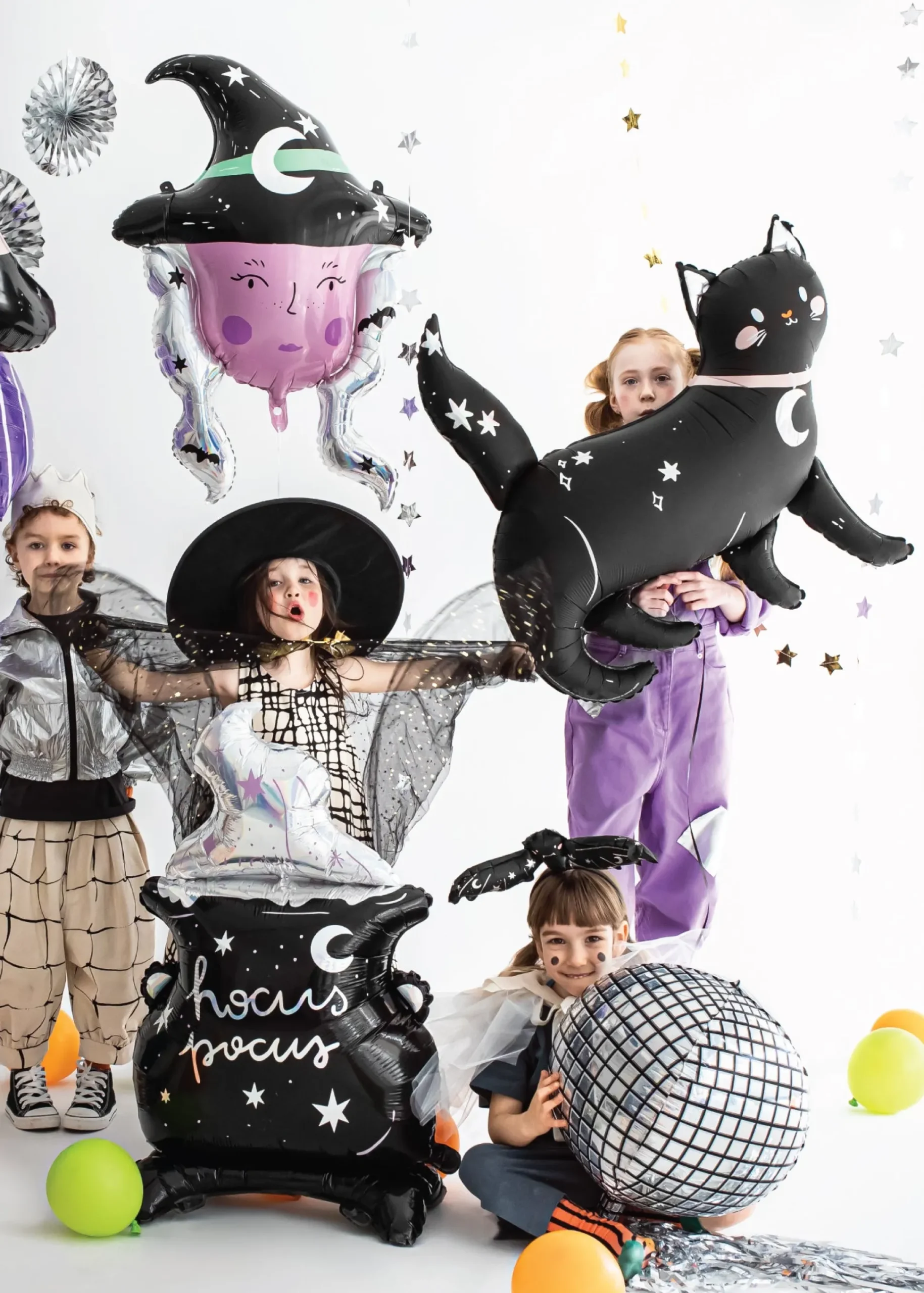 Standing Hocus Pocus Cauldron Balloon 31.5in