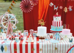 Stars and Stripes Paper Table Cover