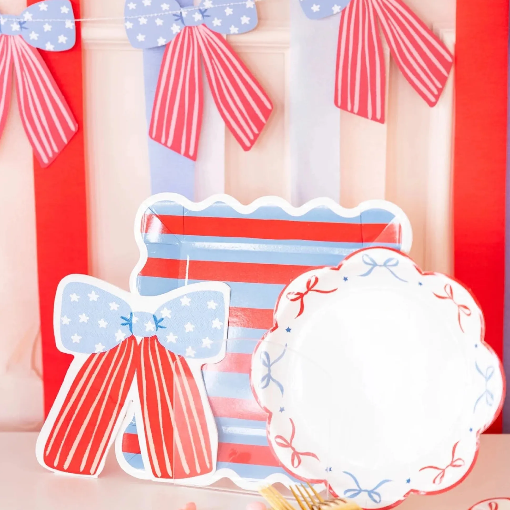 Stars & Stripes Bow Paper Lunch Napkins 24ct