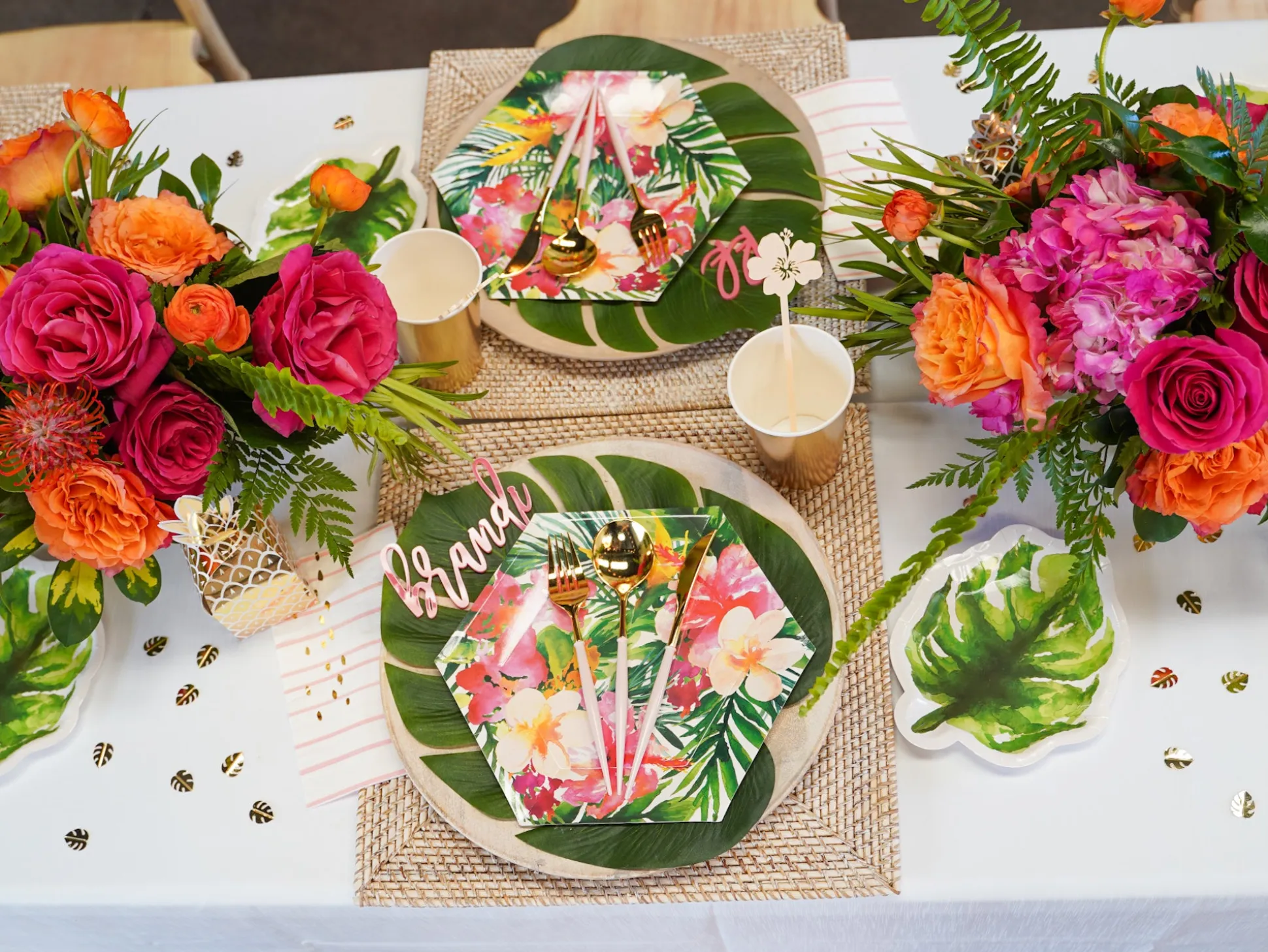 Tropical Leaf Dessert Plates 8ct